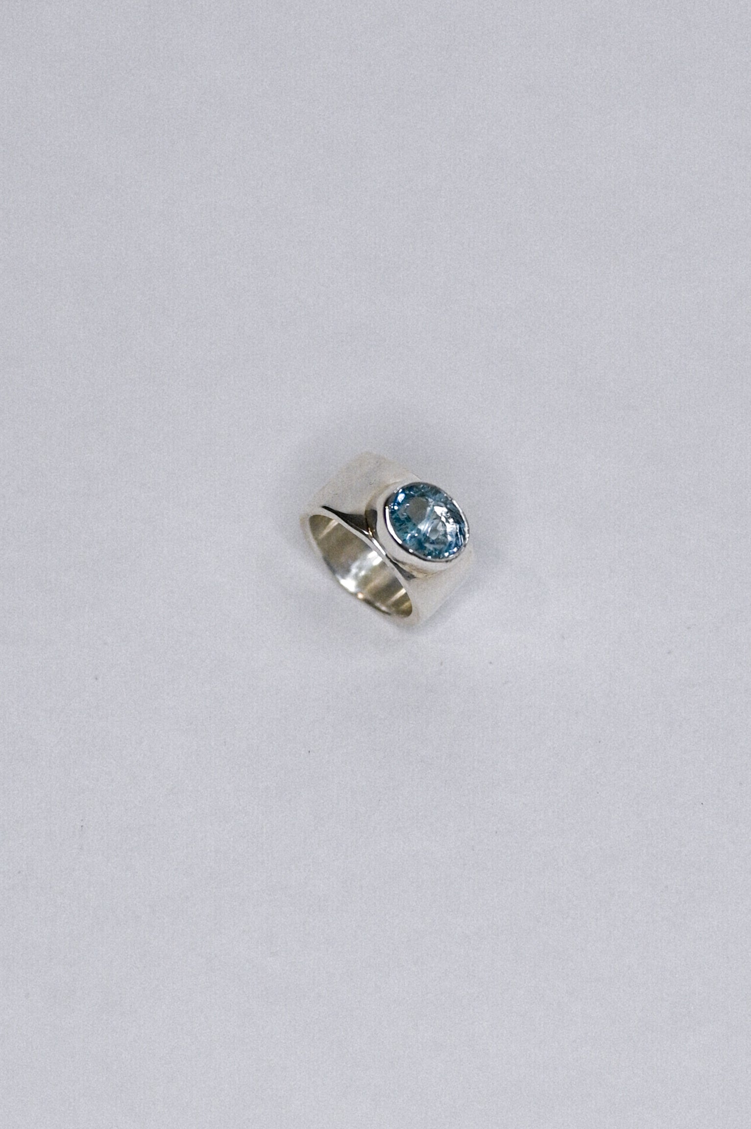 wide band x aquamarine