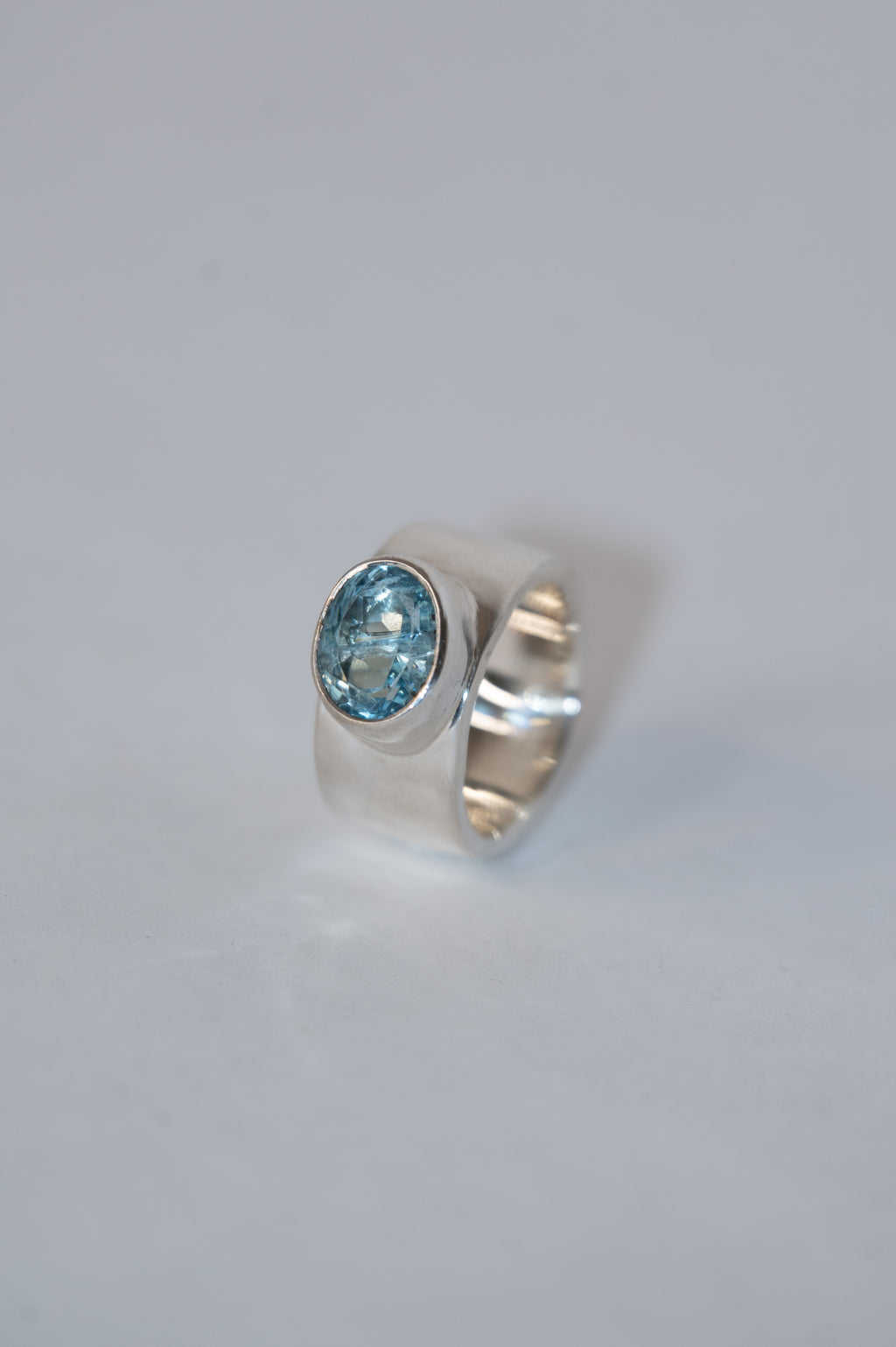 wide band x aquamarine